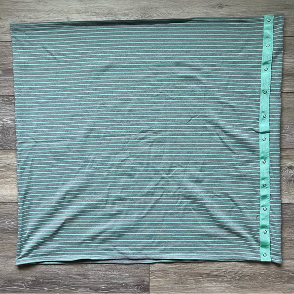 lululemon athletica Accessories - Lululemon Reversible Infinity Snap Scarf
